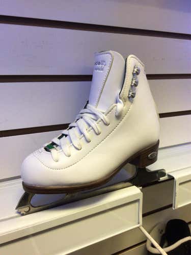 New Riedell Emerald Size 1 Figure Skates
