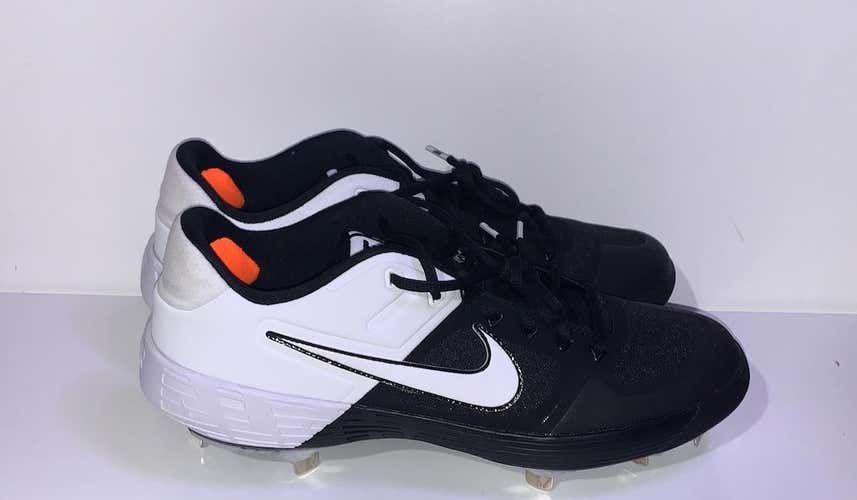 Men's Size 11 (Women's 12) Nike Baseball Cleats