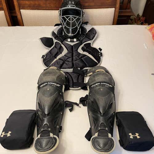 9-12 Youth Under Armour Victory Series Catcher's Set With UA Duffel Bag
