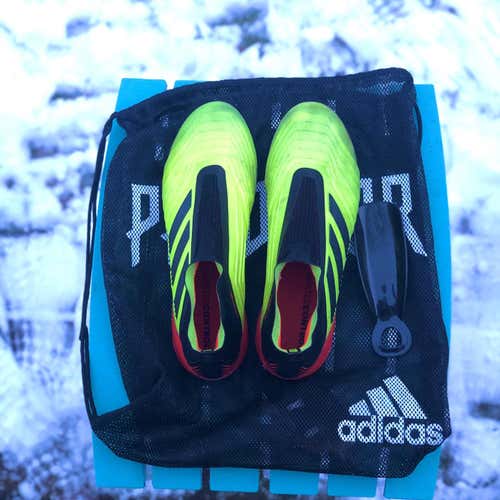 Yellow Men's Molded Cleats Adidas Predator 18+ Cleats