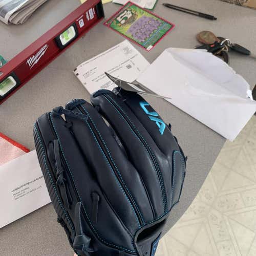 Under armor Genuine Pro 12”