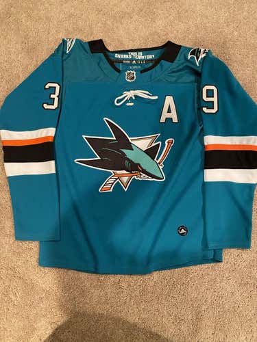 San Jose Sharks Jersey - Logan Couture