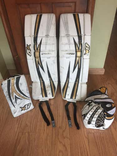White/Black/Gold Used Senior 36+1" Brian's Regular Goalie Full Set - Leg Pad/Blocker/Catcher