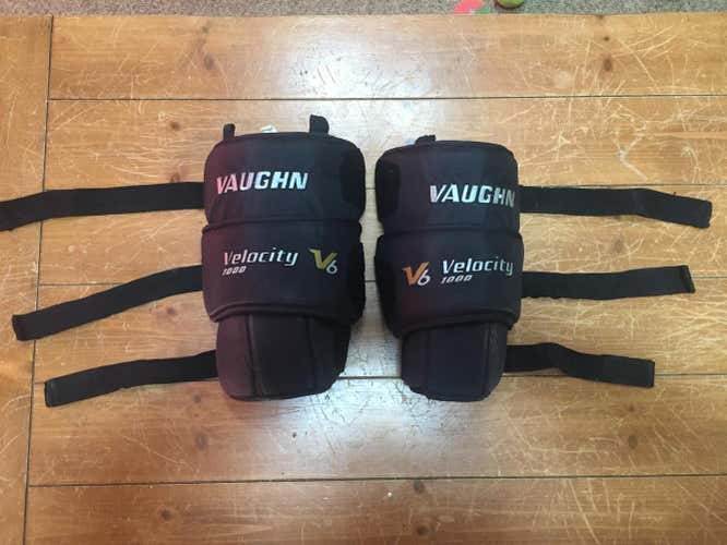 Used Vaughn V6 1000 senior knee/thigh guards
