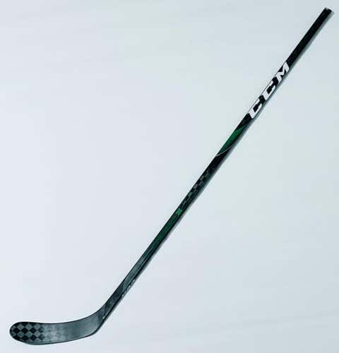 CCM RibCor Trigger 4 PRO Hockey Stick- RH- Ovie Curve (P08)-70 Flex-W/ Corner Tactile