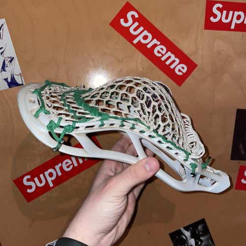 White Used Attack & Midfield Strung Stallion U 550 Head