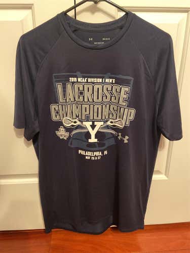 Yale Official 2019 National Championship Adult Medium Shirt
