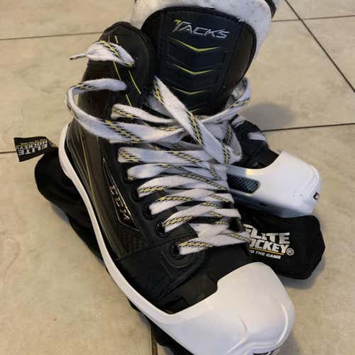 Senior CCM Tacks 4092 Regular Width Size 6.5 Hockey Goalie Skates