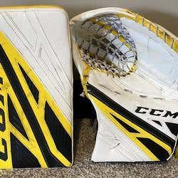 580 Senior CCM Extreme Flex 4 Glove/Blocker