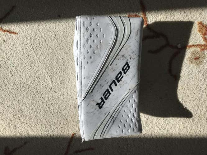 White Senior Used Bauer Regular Vapor 2X