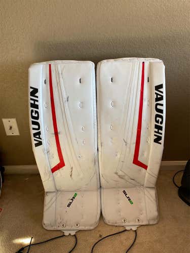 White Senior 33" Vaughn Ventus SLR2 Pro Goalie Leg Pads
