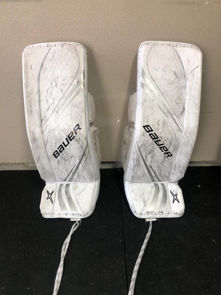 White Intermediate 32" Bauer Vapor 2X Goalie Leg Pads