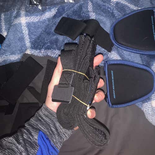 New Bauer 2s Leg Pad Straps