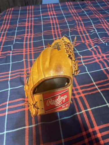 Brown High School/College Infield Heart of the Hide 11.5" Baseball Glove