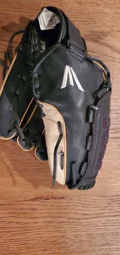 Black Used Easton Right Hand Throw Natural Baseball Glove 12.5"