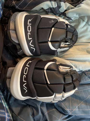 Black Silver Used Nike Bauer Vapor Apollo 14" Gloves