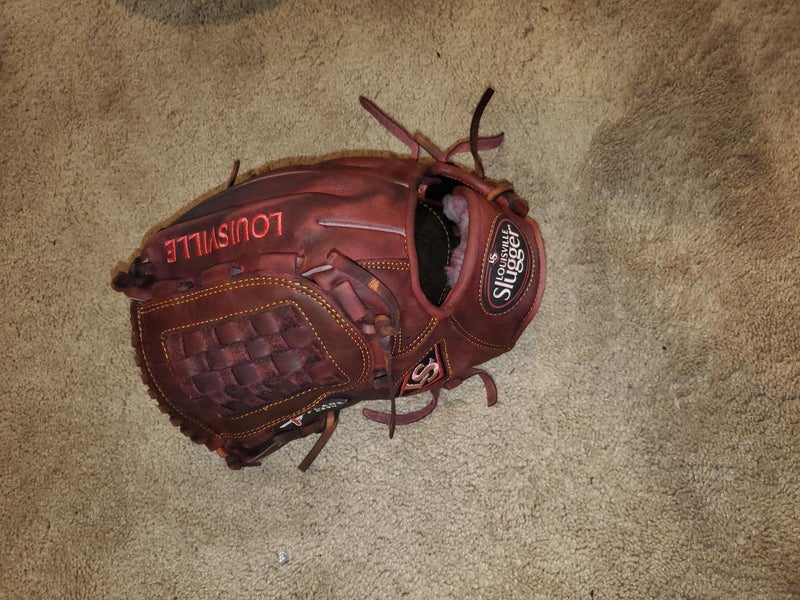 Custom Used Adult Louisville Slugger Left Hand Throw Pitcher's Pro Flare Baseball Glove 12"