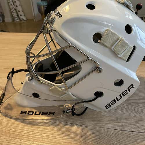 White Senior Bauer 940x Goalie Mask