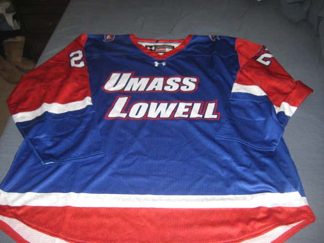 UA UMass Lowell team hockey jersey XL & UA ND lax game shorts L both NEW