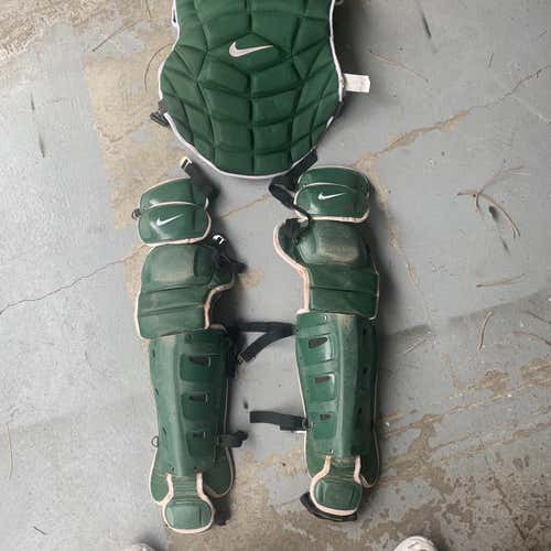 Adult Nike Pro Catcher's Set