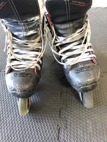 Senior Bauer Vapor X300R Regular Width Size 6 Inline Skates