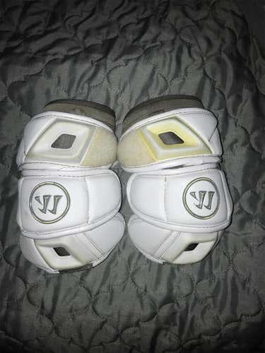 Used Medium/Large Warrior Burn Arm Pads
