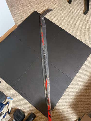 Senior Left Hand Vapor FlyLite Toe Pattern  Hockey Stick