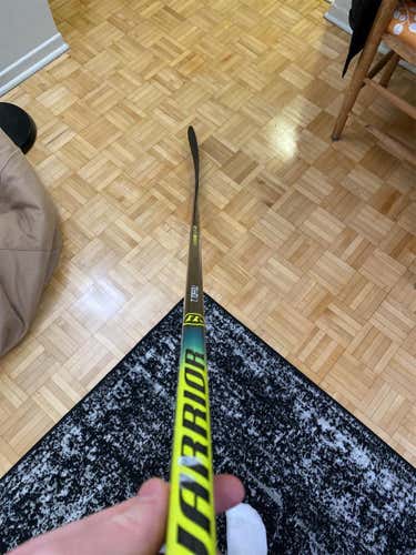Senior Right Handed Alpha DX Toe Pattern Pro Stock Hockey Stick