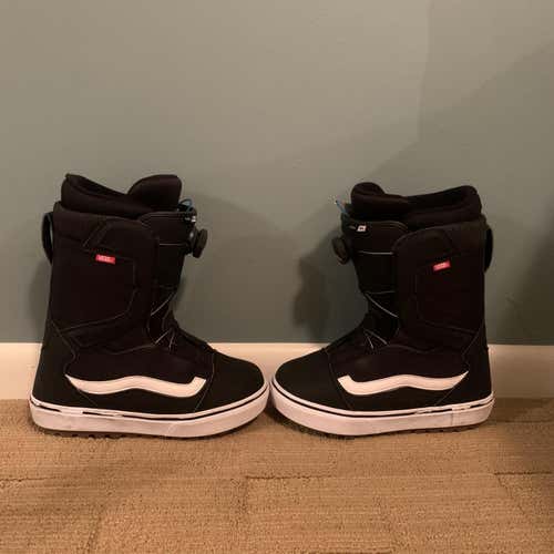 Unisex Size 8.0 (Women's 9.0) Vans Aura OG Medium Flex Snowboard Boots