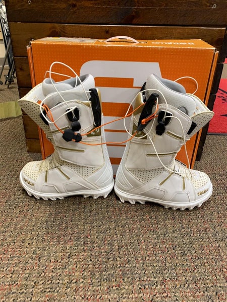 Women's Size 5.0 (Euro 35) Thirty Two Lashed Fasttrack W Medium Flex Snowboard Boots