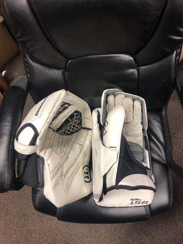 Full Right Ritual G4 Pro Glv/Blocker Combo