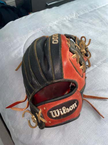 Used Right Hand Throw A2000 11.5" Baseball Glove