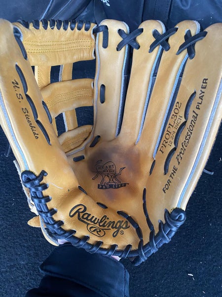 Used Rawlings Right Hand Throw Outfield Pro Preferred Baseball Glove 12.75"