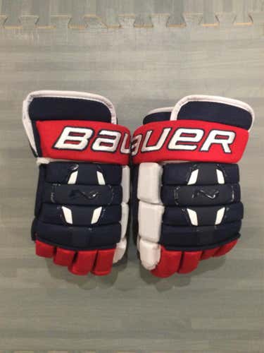 Navy Red & White Senior Bauer Nexus N2900 14"  Gloves