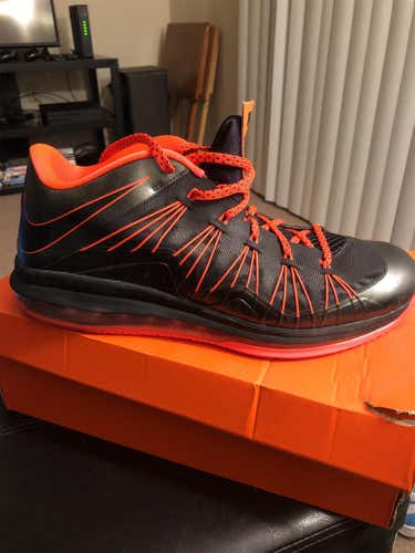 Black Men's Size 13 (Women's 14) Nike Shoes