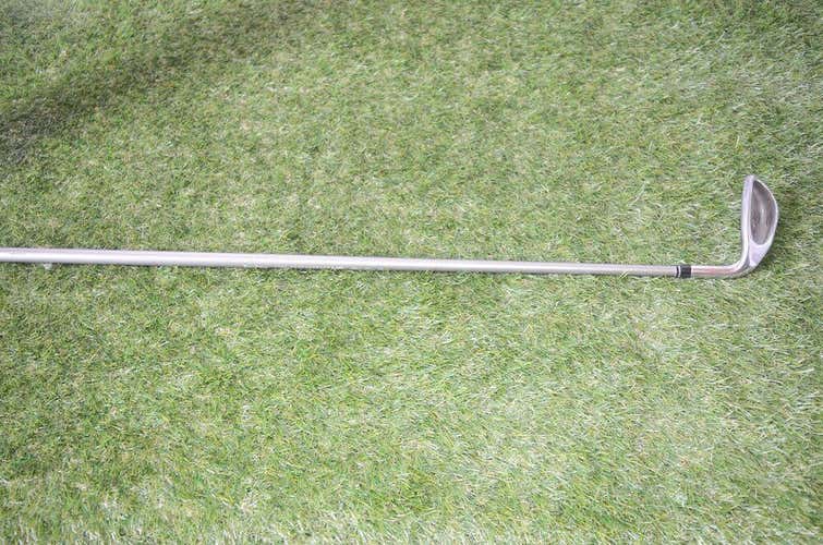 Tour Edge 	HP 	Sand Wedge 	Right Handed	33"	Graphite 	Ladies 	New Grip