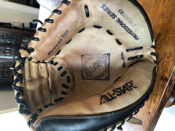 Used Kid Pitch (9YO-13YO) All Star Right Hand Throw Catcher's Baseball Glove 31.5"