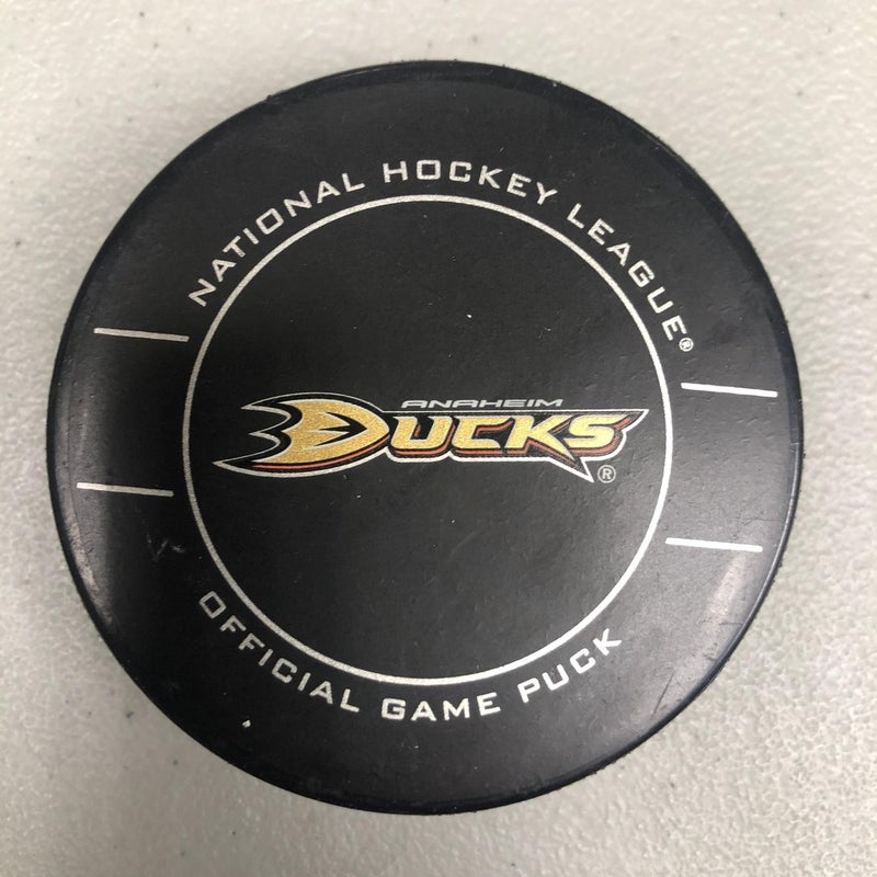 Anaheim Ducks Official Game Puck NEW