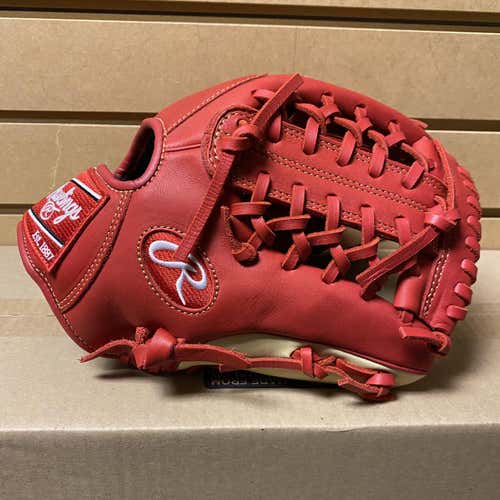 New RHT RawlingsGold Glove Elite 11.5" Glove