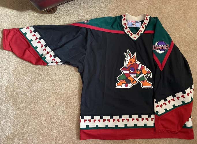Vintage Phoenix Coyotes Adult XXL CCM Jersey