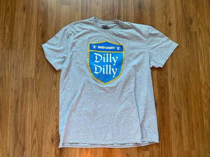 Kansas City Royals DILLY DILLY SUPER AWESOME Bud Light Baseball Size XL T Shirt!