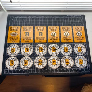 Boston Bruins Stanley Cup & Retired Number Decal Banners Set & WILLIE O’REE