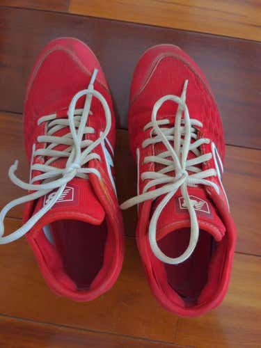 Red Used Youth Size 7.0 Molded Cleats New Balance