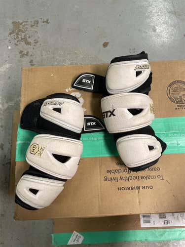 Used Medium STX Assault Arm Pads