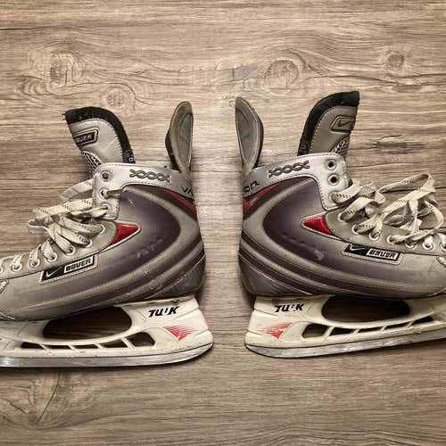Senior Bauer Vapor XXXX Extra Wide Width Size 9.5 Hockey Skates