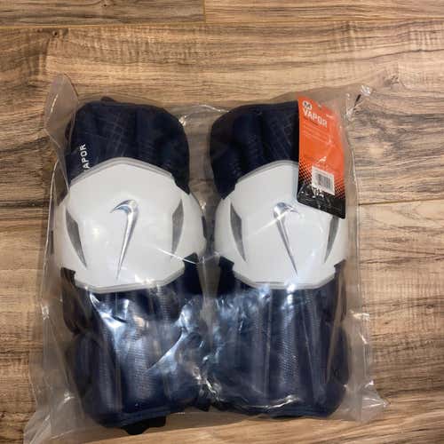 (BNWT) Medium Nike Vapor Arm Pads