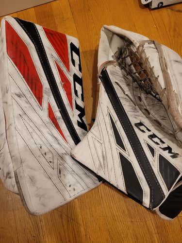 White Used Intermediate CCM Regular Extreme flex 4.9