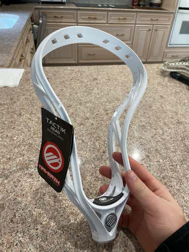 White New Attack & Midfield Unstrung Tactik Head