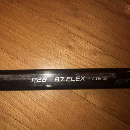 Bauer Right Handed Nexus Geo Hockey Stick