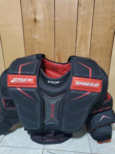 Used Senior Large CCM Extreme Flex Shield Pro Chest and Arm Protector Goalie Chest Protector